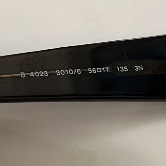 NWOT BURBERRY LOGO BROWN SUNGLASSES‎ - Picture 4 of 5